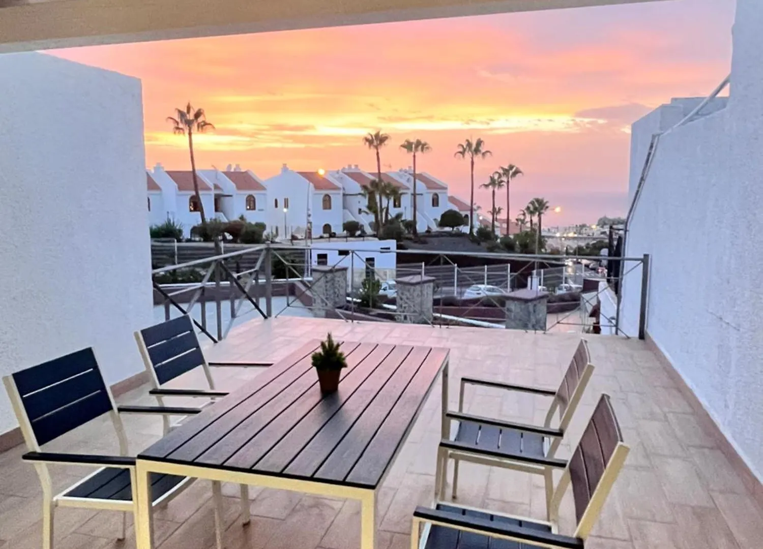 Sunshine Beach Apartments Costa Adeje